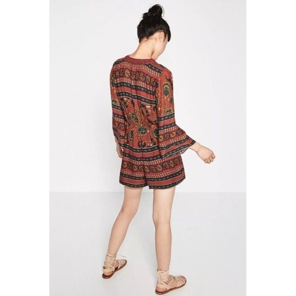 Zara Floral Crossover Jumpsuit Romper Size L V Neck  From Trafaluc Colle… - Picture 2 of 12